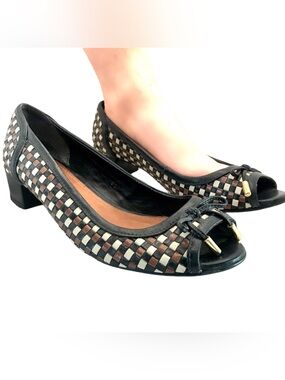 CORELLO BROWN, CREAM & BLACK WOVEN LEATHER PEEP-TOE, TASSELED BLOCK HEEL SHOES